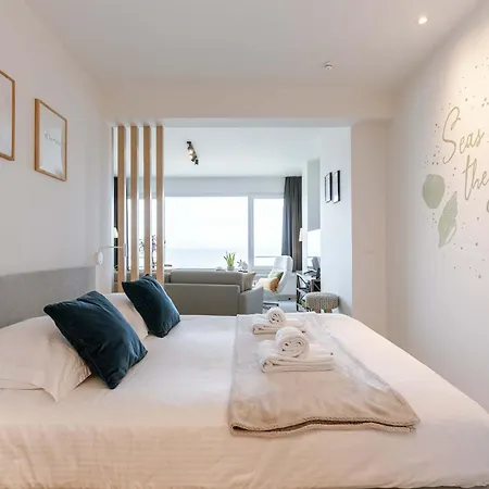 Huswell - Charming In The Centre Of With Sea View شقة أوستيند