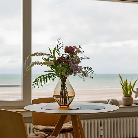 Huswell - Charming In The Centre Of With Sea View Ostenda